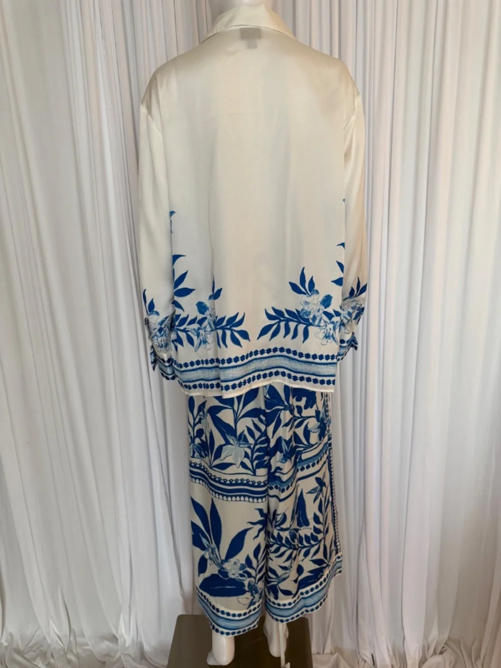 I.N.C. International Matching Blue White Floral 2-Piece set Size L NWOT/NWT